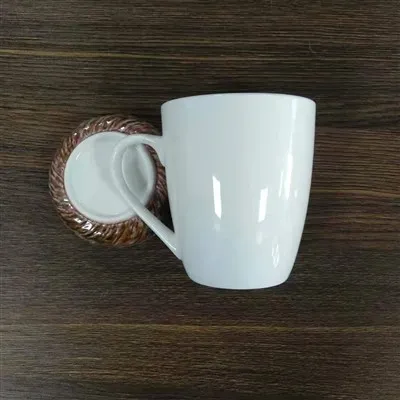 Jak usunąć zapach z kubka?